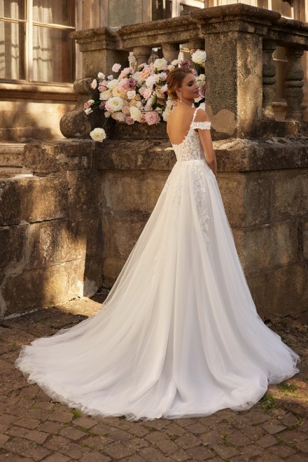 https://www.sposa-lia.com/images/stories/virtuemart/product/3) Kelly.jpg